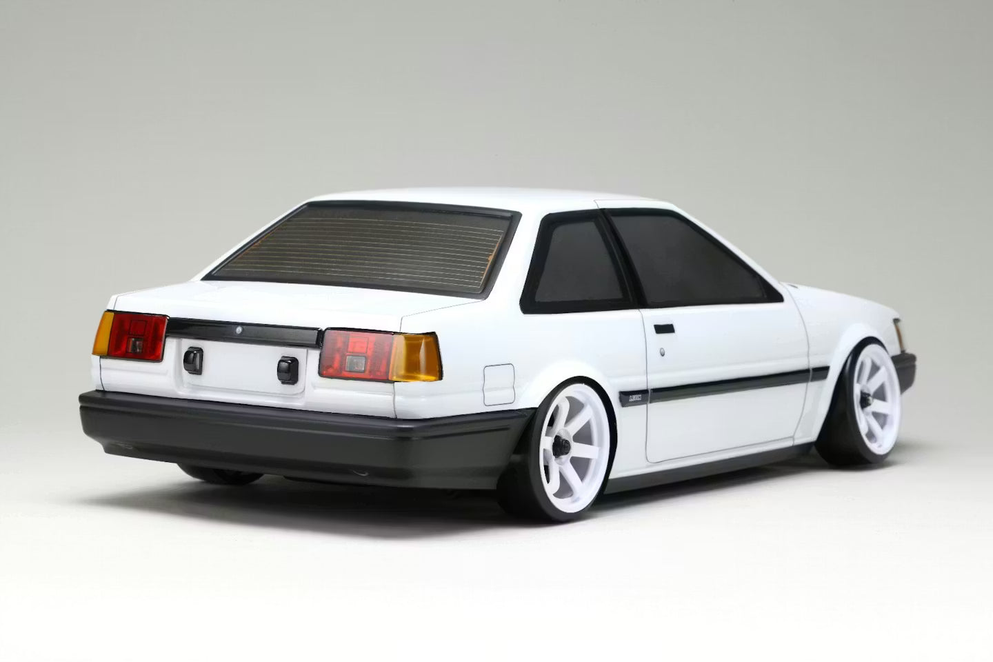 Yokomo TOYOTA Corolla Levin (AE86) 2-Door Body Set - SD-AE86L2B