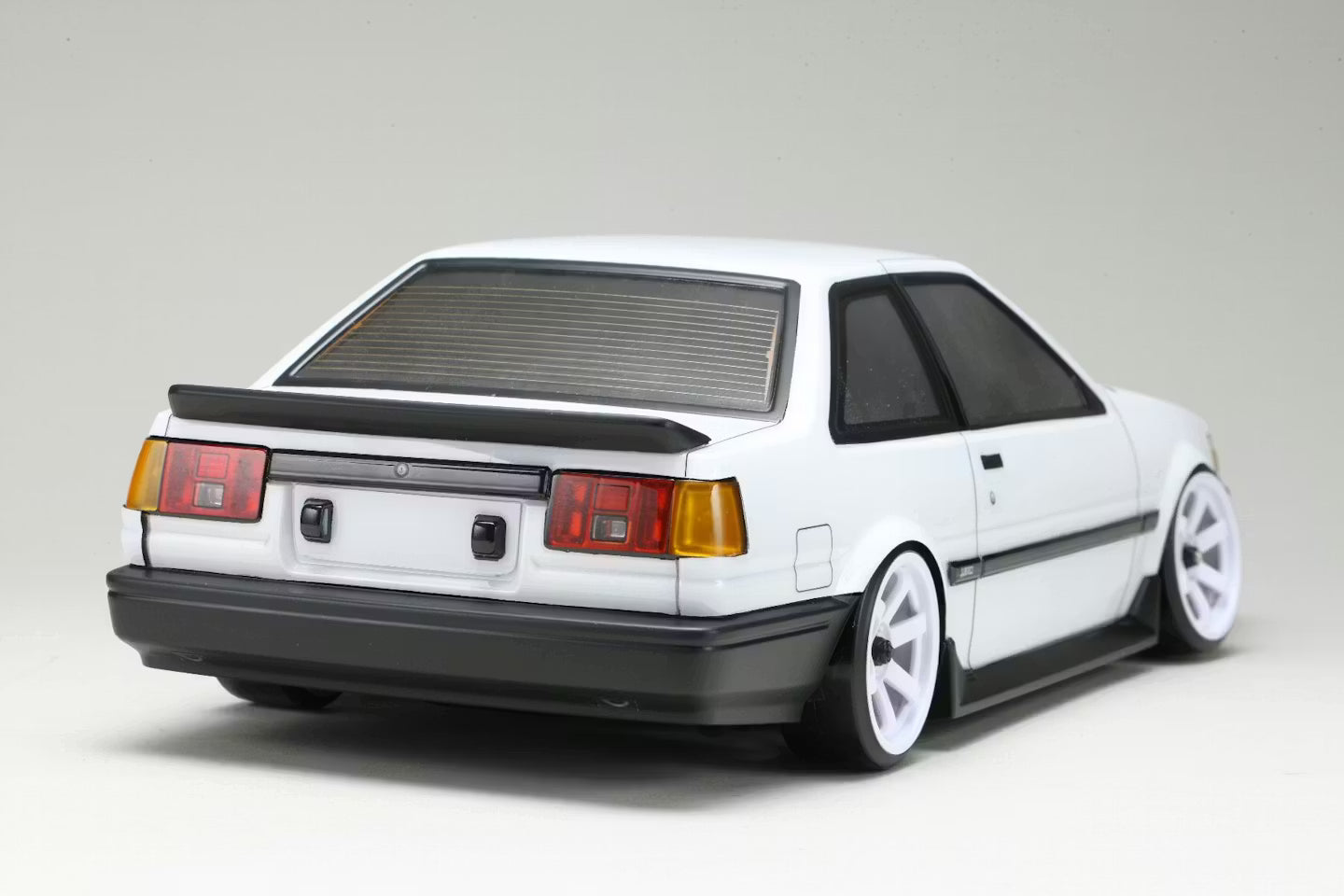 Yokomo TOYOTA Corolla Levin (AE86) 2Dr Aero Parts Set - SD-AE86L2P