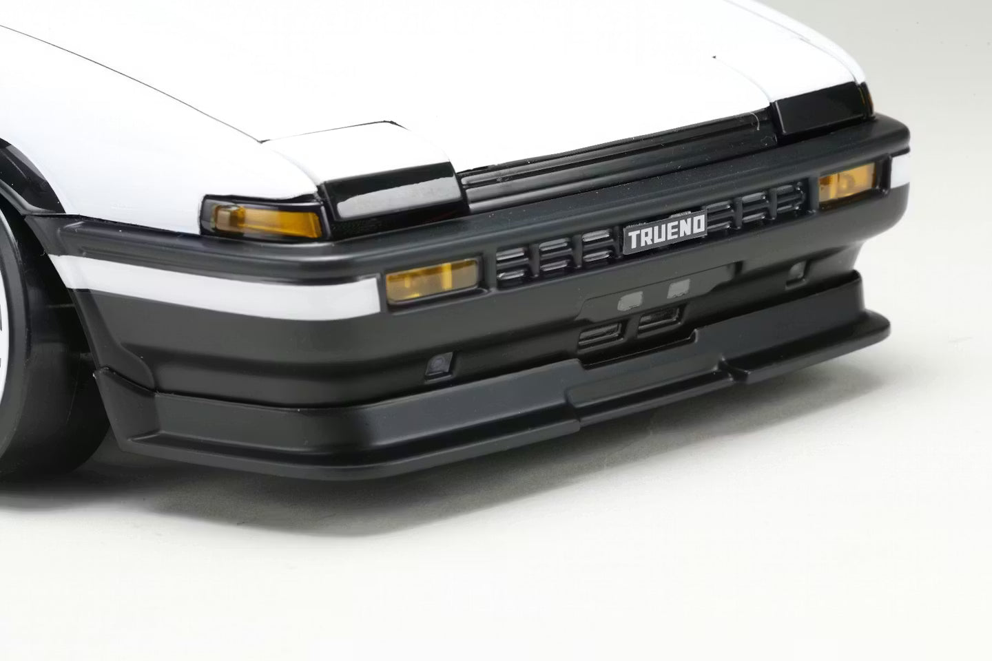 Yokomo TOYOTA Sprinter Trueno(AE86)3Dr Aero Parts Set - SD-AE86T3P