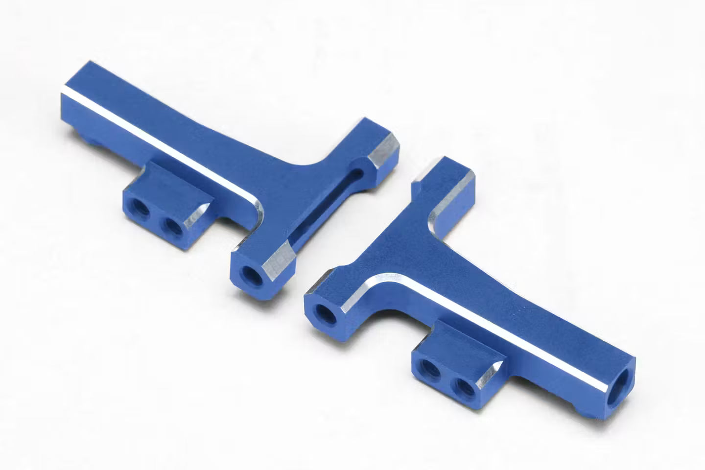 Yokomo Aluminium Front Lower Short T Arm (for RD/SD) - Blue - Y2-008FTBL
