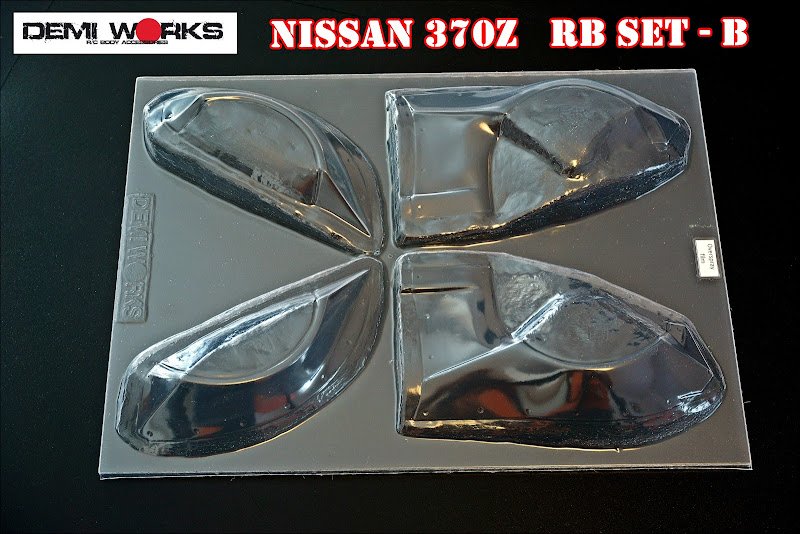 Demi Works Nissan 370Z RB Set B (Fenders) – DW370RB-B